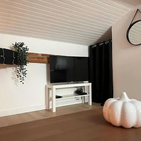 Le Germinal - Climatise Calme Proche Du Metro Apartment