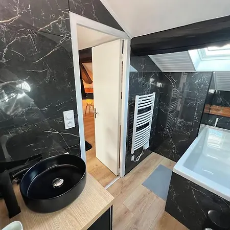 Le Germinal - Climatise Calme Proche Du Metro Apartamento