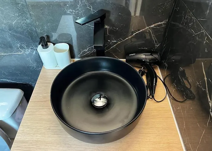 Le Germinal - Climatise Calme Proche Du Metro Apartamento